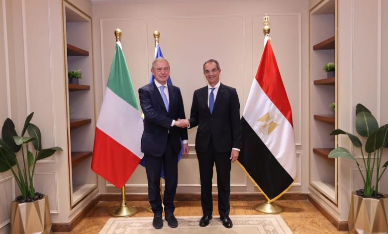 مصر-و-إيطاليا-تتفقان-على-إقامة-مركز-للذكاء-الاصطناعى-فى-مصر-لخدمة-القارة-الأفريقية