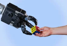 “قوقل”-تبتكر-يد-“روبوت”-بإمكانيات-هائلة-لتدريب-الذكاء-الاصطناعي